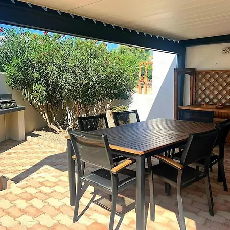 Charmante Maison Climatisee 6 Personnes Proximite 別荘 フロンティニャン