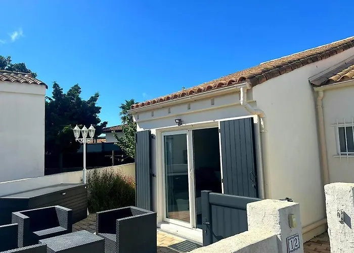 Дом отдыха Charmante Maison Climatisee 6 Personnes Proximite